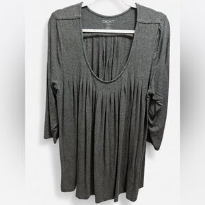DKNY Gray Pleated Scoop Neck Top – Size XL